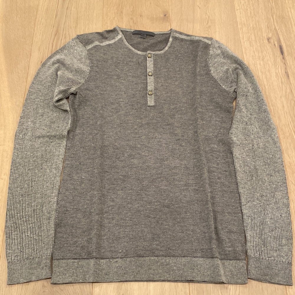 John Varvatos sweater. Size extra small. Super soft in great condition.